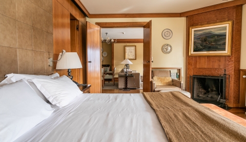 Suite Royal Lago Moreno de Lujo